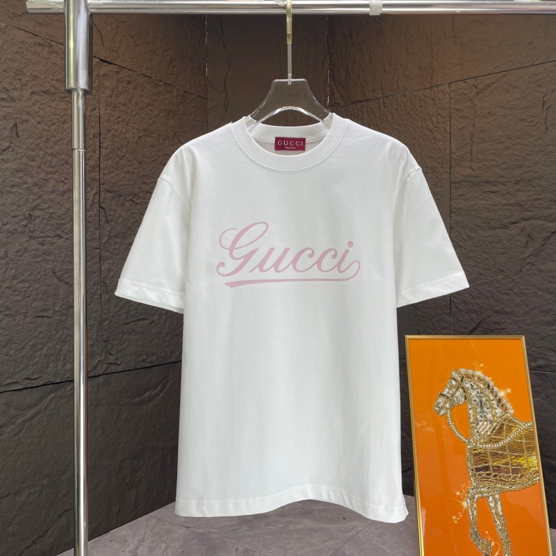 G*u*i t-shirts